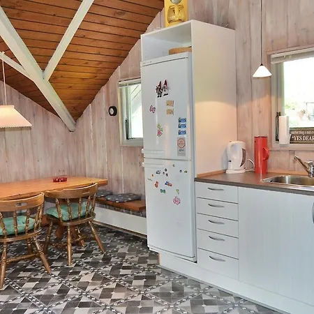 Four-bedroom Holiday Ostmarken 08 別荘 *